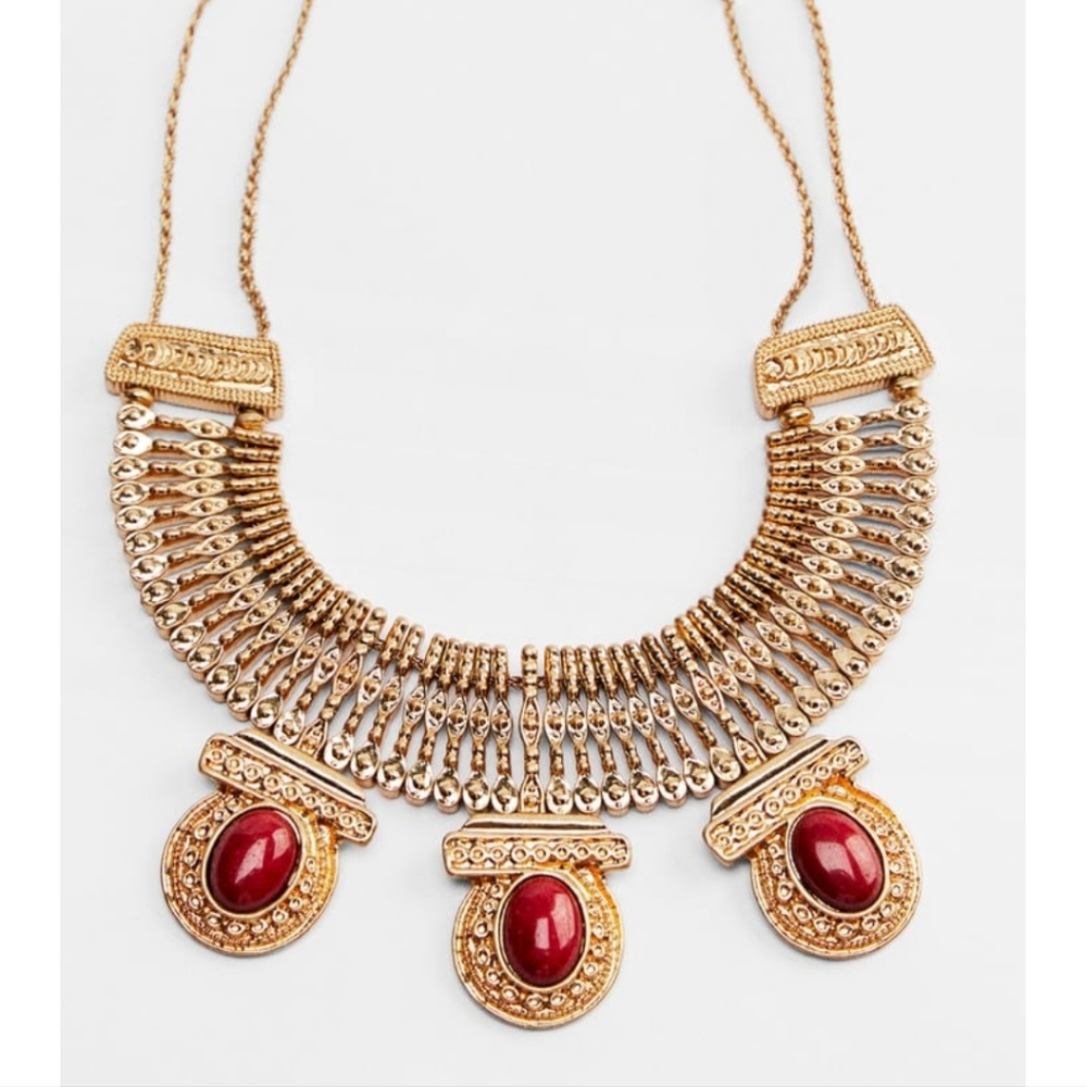 NWTs zara metallic stone necklace